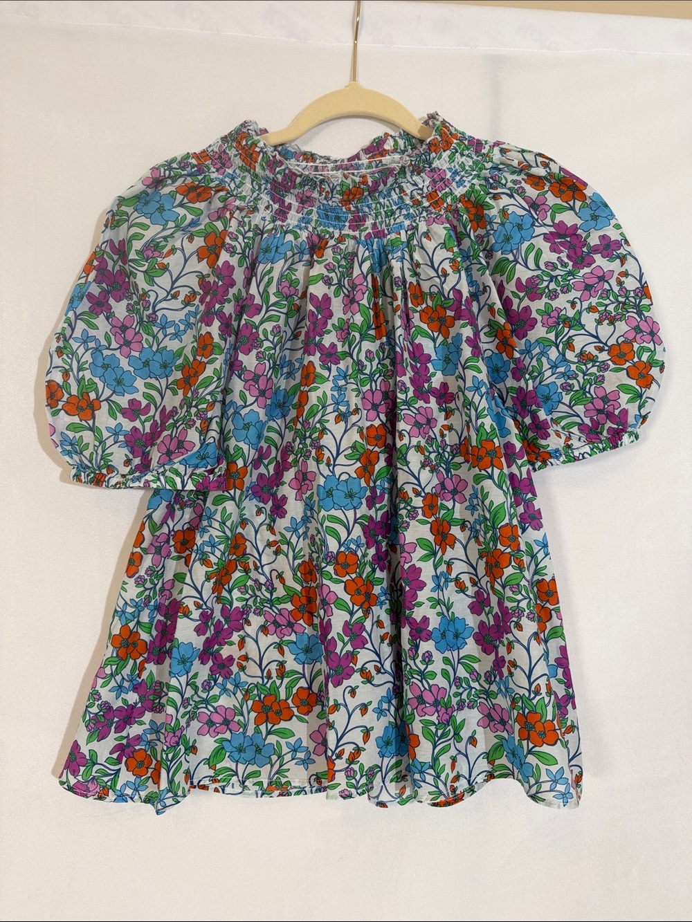 Roller Rabbit Floral Short Sleeve Top Size M 75% Cotton 25% Silk EUC